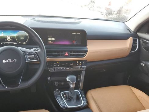 Certified 2024 Kia Seltos SX AWD/4WD image 14