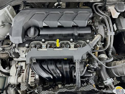 Used 2021 Hyundai Accent Limited image 38