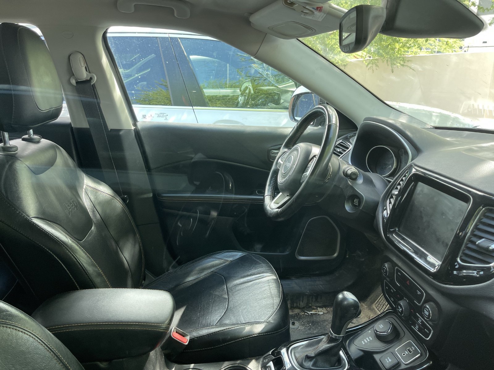 Used 2018 Jeep Compass Limited w/ Navigation Group AWD/4WD image 8