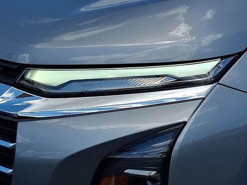 Used 2026 Chevrolet Equinox LT FWD image 30