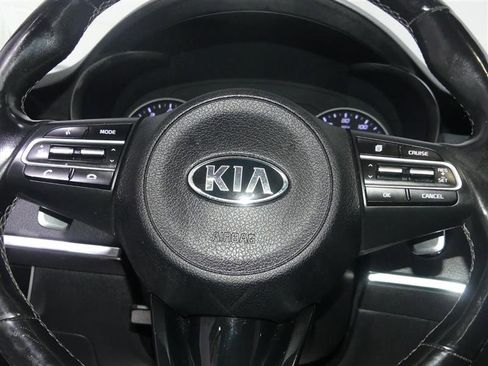 Used 2018 Kia Stinger image 30
