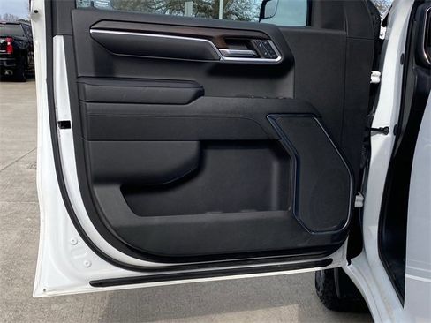 Used 2024 GMC Sierra 1500 SLT image 22