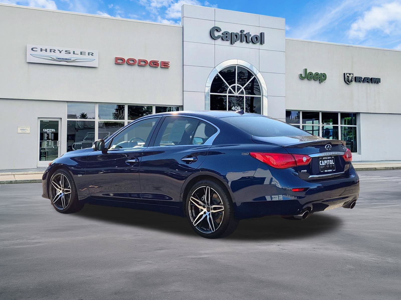 Used 2017 INFINITI Q50 Sport AWD/4WD image 5