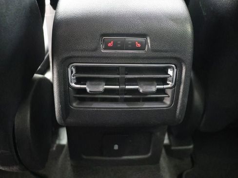 Used 2022 Lincoln Corsair AWD w/ Equipment Group 101A image 13