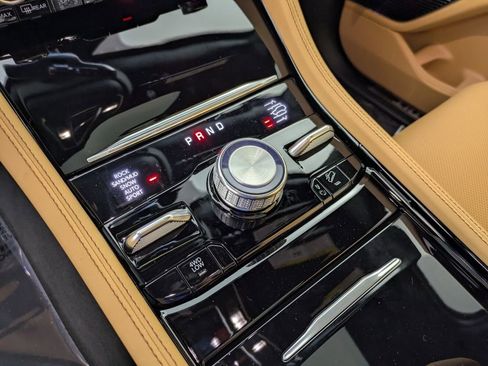 New 2025 Jeep Grand Cherokee Summit image 22