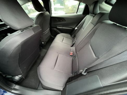 Used 2025 Toyota Prius LE image 25