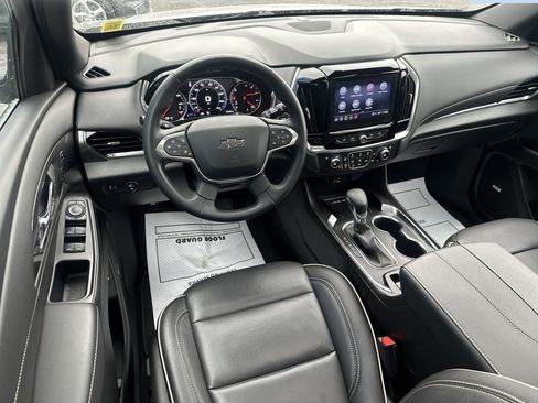 Certified 2023 Chevrolet Traverse Premier w/ Redline Edition image 5