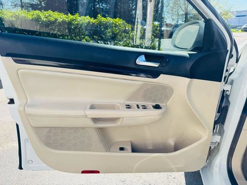 Used 2014 Volkswagen Jetta TDI image 27