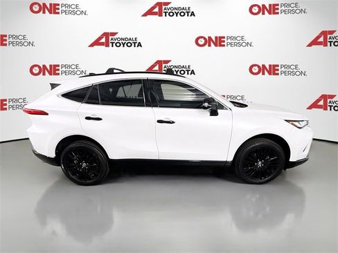 Certified 2023 Toyota Venza Nightshade image 8