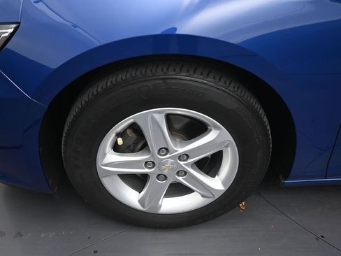 Used 2023 Chevrolet Malibu LS FWD image 9
