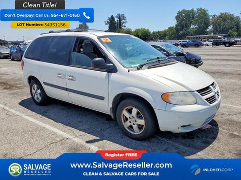 Used 2005 Dodge Caravan SXT w/ Popular Equipment Group FWD image 5