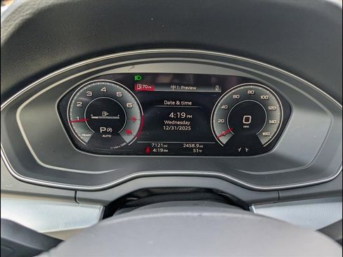 Certified 2025 Audi Q5 2.0T Premium w/ Convenience Plus Package image 15