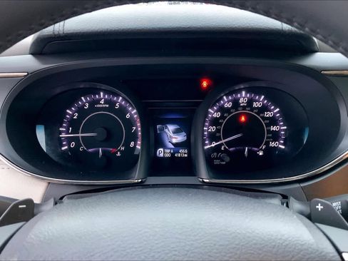Used 2016 Toyota Avalon XLE FWD image 25