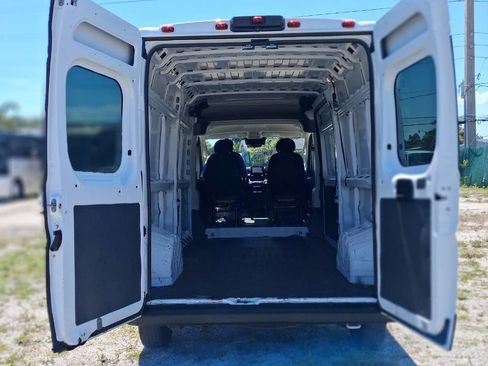 Used 2022 RAM ProMaster 2500 FWD image 18