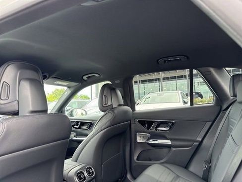 New 2025 Mercedes-Benz GLC 300 4MATIC image 22