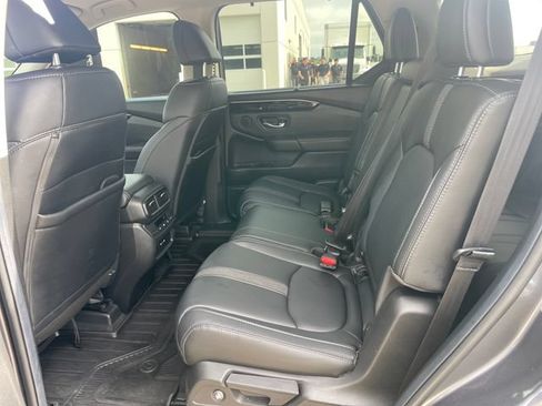 Used 2025 Honda Pilot EX-L image 28
