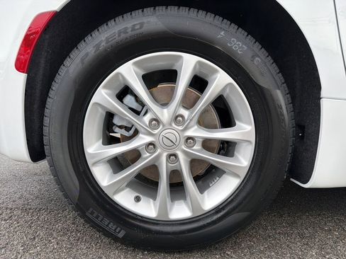 New 2026 Chrysler Pacifica Select image 6