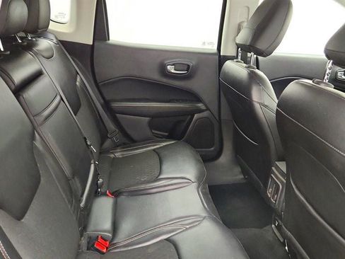 Used 2018 Jeep Compass Latitude w/ Popular Equipment Group AWD/4WD image 20