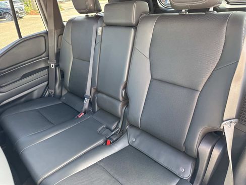 Used 2024 Toyota Land Cruiser image 13