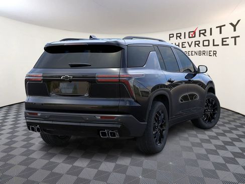 New 2026 Chevrolet Traverse LT w/ Midnight/Sport Edition FWD image 4