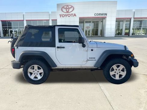 Used 2010 Jeep Wrangler Sport AWD/4WD image 6