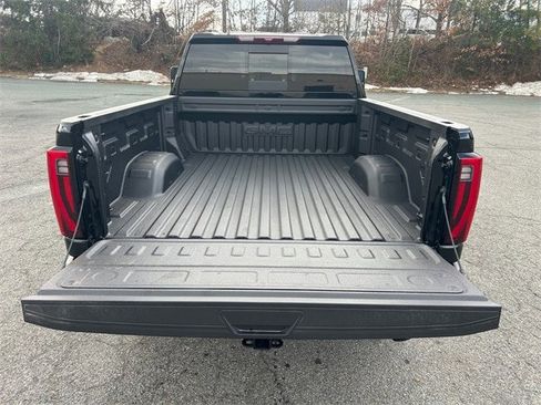 New 2026 GMC Sierra 2500 SLT w/ SLT Premium Package image 16