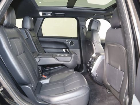 Used 2022 Land Rover Range Rover Sport HST image 14