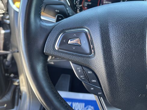 Used 2019 Lincoln MKC Select w/ Select Plus Package AWD/4WD image 20