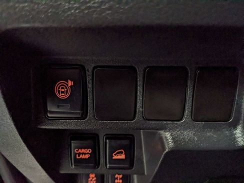 Used 2025 Nissan Frontier PRO-4X w/ Interior Protection Package AWD/4WD image 14