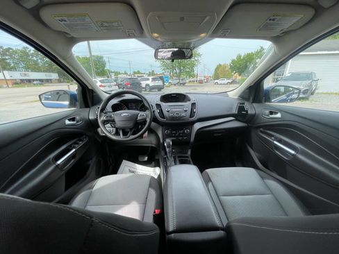 Used 2018 Ford Escape SE image 22