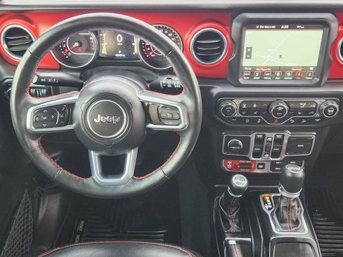 Used 2018 Jeep Wrangler Unlimited Rubicon w/ Dual Top Group image 28