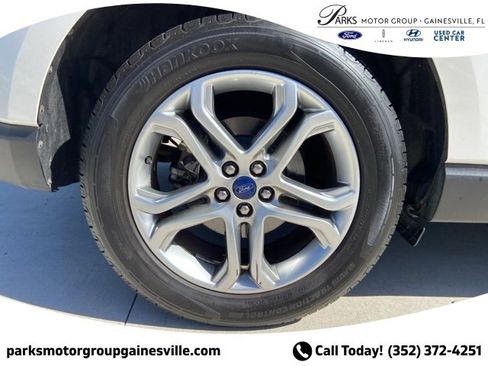 Certified 2017 Ford Edge Titanium w/ Technology Package image 14