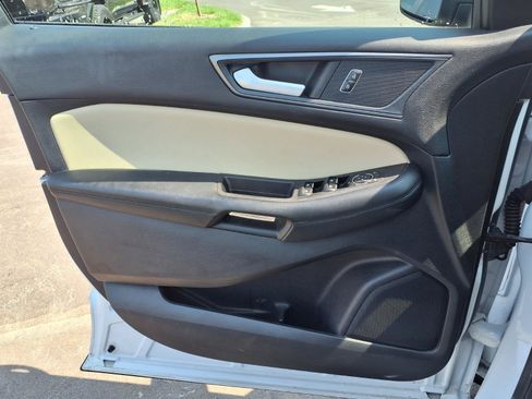 Used 2020 Ford Edge SE AWD/4WD image 18