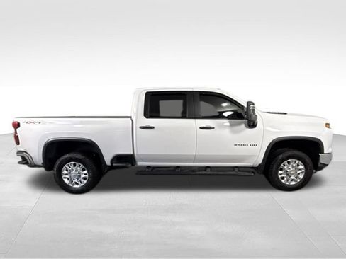 Used 2024 Chevrolet Silverado 3500 W/T AWD/4WD image 7