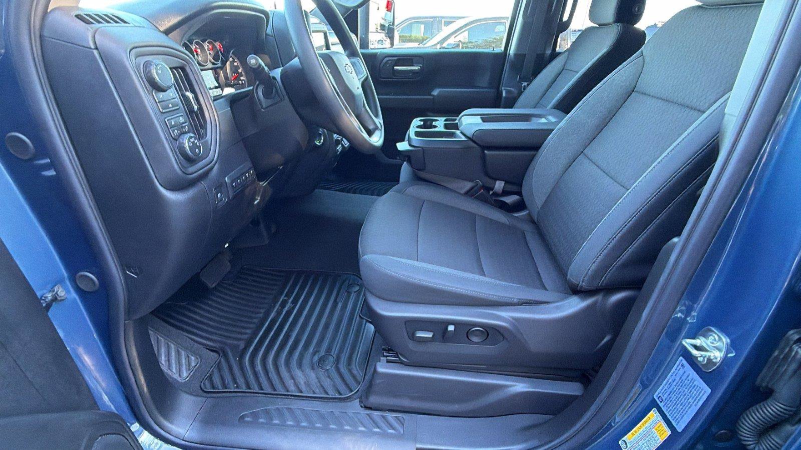 New 2026 Chevrolet Silverado 2500 Custom w/ Custom Value Package AWD/4WD image 16