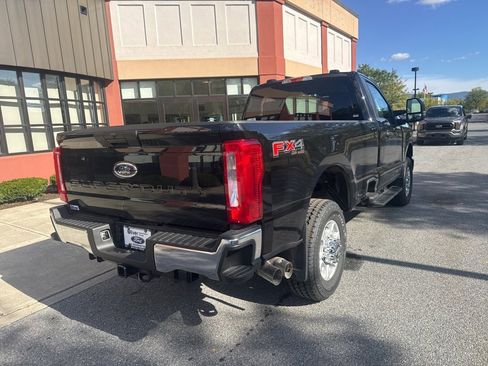 New 2025 Ford F350 XLT w/ FX4 Off-Road Package image 7