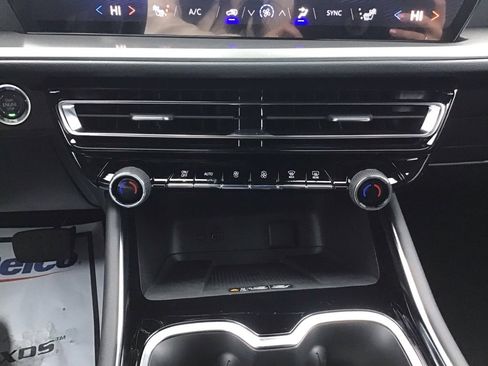 New 2026 Chevrolet Traverse LT image 41