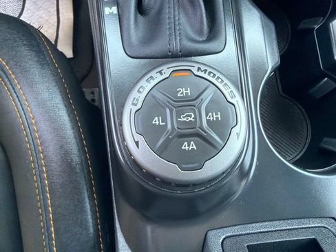 Used 2024 Ford Bronco Badlands AWD/4WD image 62