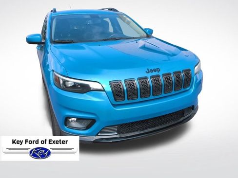 Used 2020 Jeep Cherokee Latitude Plus AWD/4WD image 3
