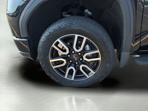 Used 2023 GMC Sierra 1500 AT4 w/ AT4 Premium Package AWD/4WD image 28