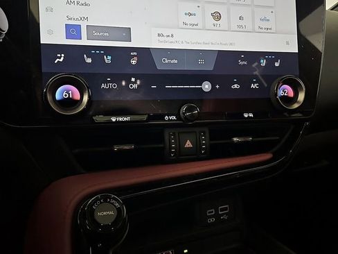 Used 2023 Lexus NX 350 AWD image 17