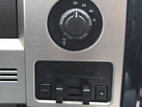 Used 2012 Ford F150 Platinum image 24