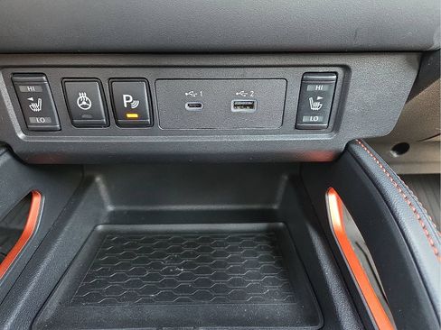 Used 2023 Nissan Frontier PRO-4X w/ Pro Convenience Package AWD/4WD image 20
