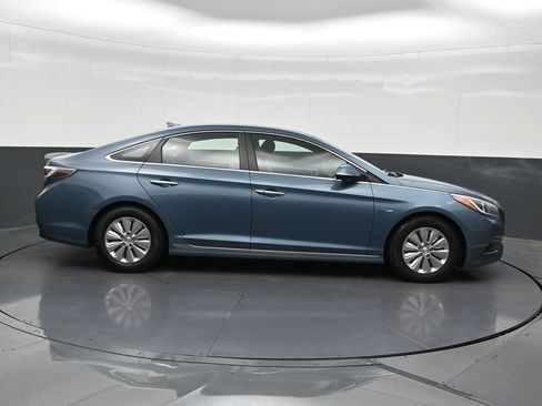 Used 2016 Hyundai Sonata SE FWD image 7
