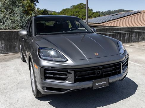Certified 2026 Porsche Cayenne Coupe AWD/4WD image 15