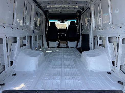 Used 2021 Mercedes-Benz Sprinter 3500 image 8