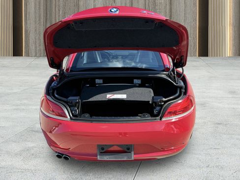 Used 2010 BMW Z4 sDrive30i w/ Premium Pkg image 17