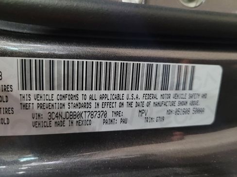 Used 2019 Jeep Compass Latitude image 33