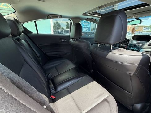 Used 2014 Acura ILX w/ Premium Package FWD image 11