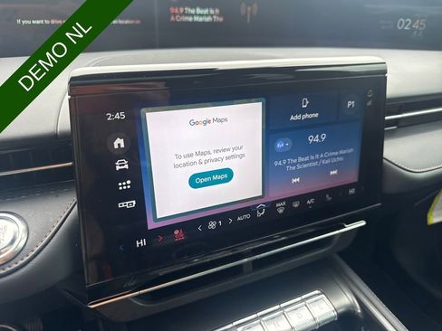 Used 2025 Lincoln Nautilus Reserve AWD/4WD image 30